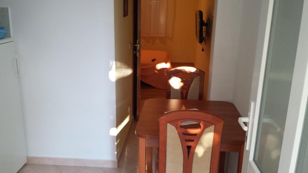 Apartments B&B Povljana Dış mekan fotoğraf